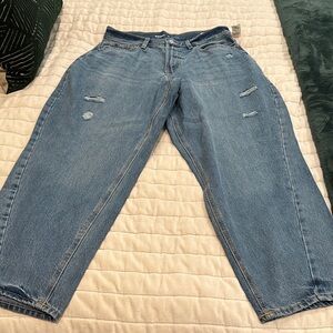 NWT Old Navy Extra High Rise Boyfriend Ankle Jeans